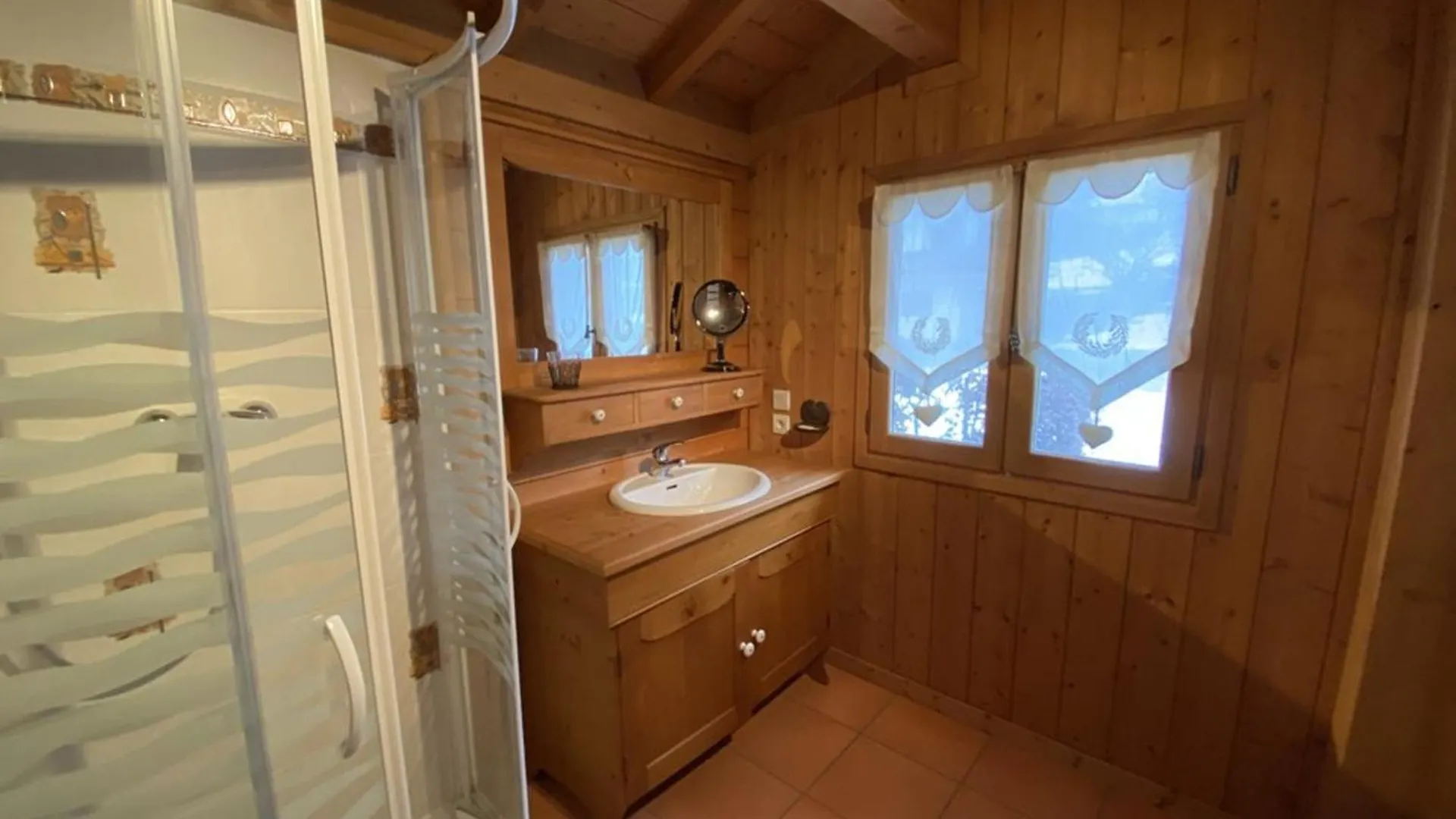 Chalet Cosy 9 Pers, 100M Des Pistes Et 300M Des Commerces, Avec Wifi Et Balcon Sud-Ouest - Fr-1-733-152 Villa Crest-Voland 0*,  France
